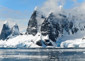 Do kogo należy Antarktyda?