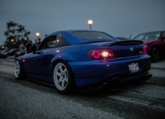 Czy IQOS można palić w hotelu?