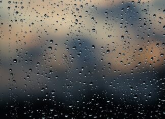 Co się stanie jak pęknie szyba w samolocie? Co się stanie jak pęknie szyba w samolocie?